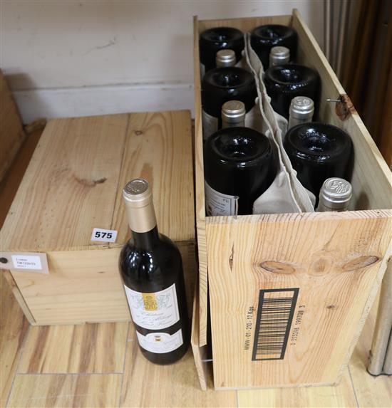 Bordeaux Wines - Chateau lAbbaye de Saint Ferme 1999, twelve bottles and Chateau Lezardiere 2002, six bottles, cased